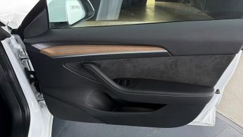 Tesla Model 3 PERFORMANCE AWD