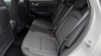 Hyundai KONA PREMIUM