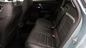 Citroen e-C4 SHINE PLUS