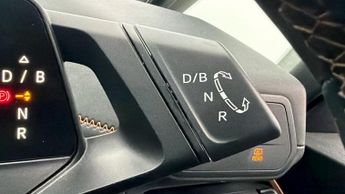 CUPRA Born V1
