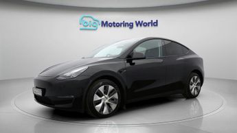 Tesla Model Y LONG RANGE AWD
