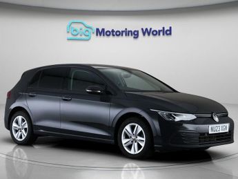 Volkswagen Golf LIFE TSI