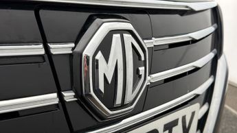 MG MG5 EXCLUSIVE