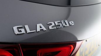 Mercedes-Benz GLA GLA 250 E AMG LINE EXECUTIVE