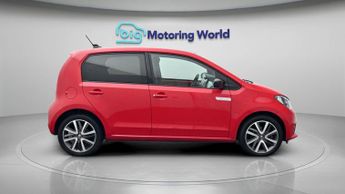 SEAT Mii BASE