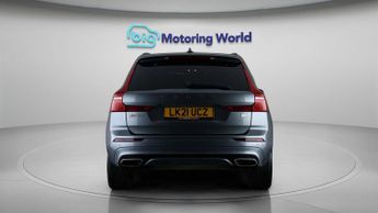 Volvo XC60 RECHARGE T6 R-DESIGN AWD