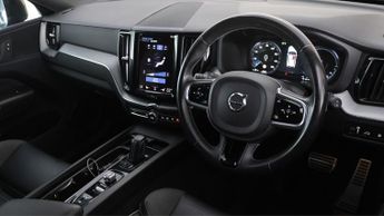 Volvo XC60 RECHARGE T6 R-DESIGN AWD