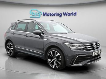 Volkswagen Tiguan R-LINE TSI DSG