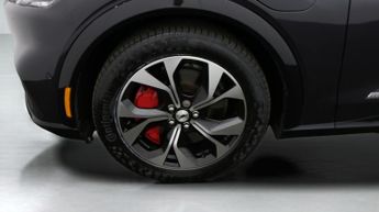 Ford Mustang Mach-E BASE