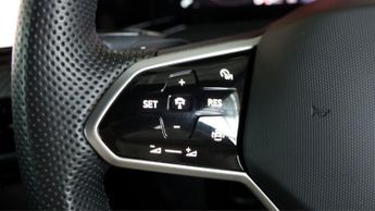 Volkswagen Golf R-LINE TDI DSG