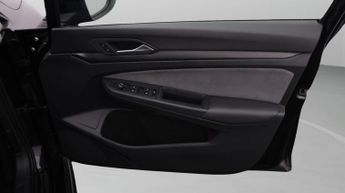 Volkswagen Golf R-LINE TDI DSG