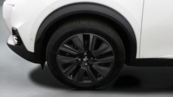 Peugeot E-2008 GT PREMIUM