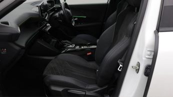 Peugeot E-2008 GT PREMIUM