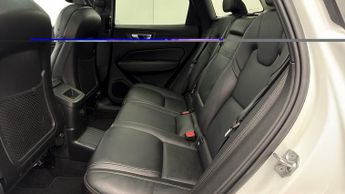 Volvo XC60 RECHARGE T6 INSCRIPTION AWD