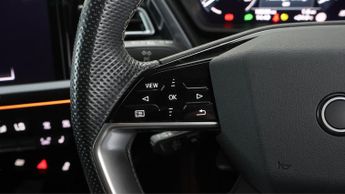 Audi Q4 e-tron S LINE