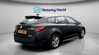 Toyota Corolla ICON TECH