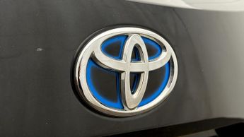 Toyota Corolla ICON TECH