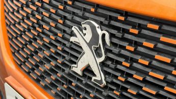 Peugeot E-2008 GT