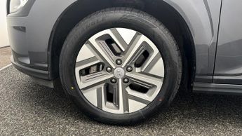 Hyundai KONA PREMIUM