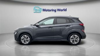 Hyundai KONA PREMIUM