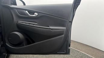 Hyundai KONA PREMIUM