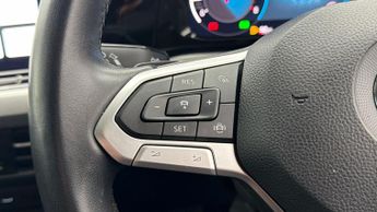 Volkswagen Golf LIFE ETSI DSG