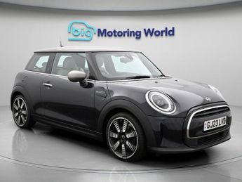 MINI Hatch COOPER EXCLUSIVE