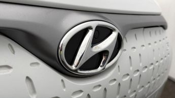 Hyundai KONA PREMIUM SE