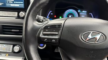 Hyundai KONA PREMIUM SE