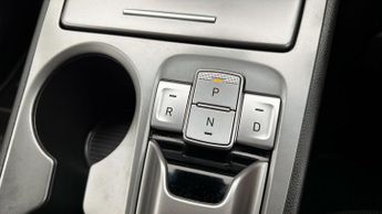 Hyundai KONA PREMIUM SE