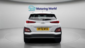 Hyundai KONA PREMIUM SE