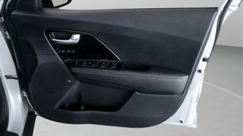 Kia Niro 4 PLUS