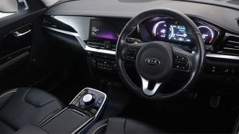 Kia Niro 4 PLUS