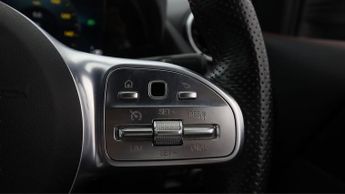 Mercedes-Benz GLA GLA 200 D AMG LINE