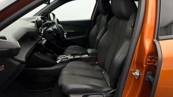 Peugeot E-2008 GT