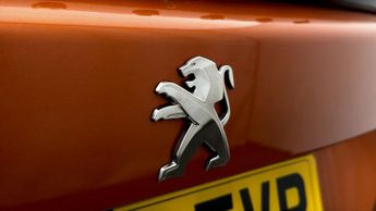 Peugeot E-2008 GT