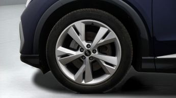 Audi Q4 e-tron S LINE
