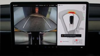 Tesla Model Y PERFORMANCE AWD