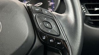 Toyota C-HR DYNAMIC