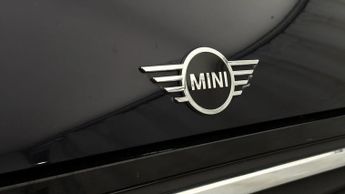 MINI Hatch COOPER EXCLUSIVE