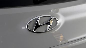 Hyundai KONA PREMIUM