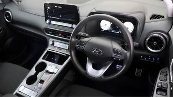 Hyundai KONA PREMIUM