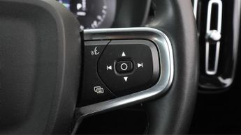 Volvo XC40 RECHARGE T4 CORE