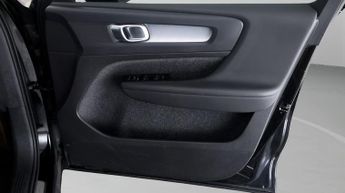 Volvo XC40 RECHARGE T4 INSCRIPTION EXPRESSION