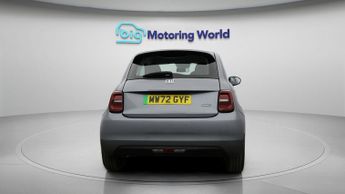 Fiat 500e ACTION