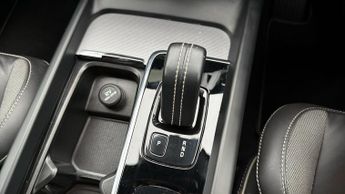 Volvo XC60 B4 R-DESIGN AWD