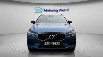 Volvo XC60 B4 R-DESIGN AWD