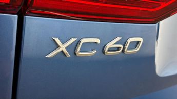 Volvo XC60 B4 R-DESIGN AWD