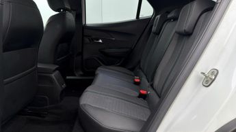 Peugeot E-2008 ALLURE PREMIUM