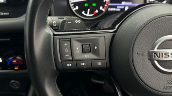 Nissan Qashqai DIG-T N-CONNECTA DCT